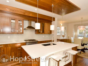 Luxurious 4 Bedroom Duplex for Rent in Killarney
