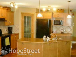 Great Family Home In Kincora