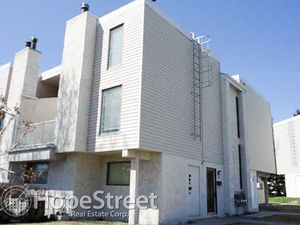 2 Bedroom Townhouse in Varsity