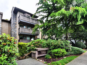 Kitsilano Furnished PH w/ Fireplace & Balcony @ Kingston Gardens (404)