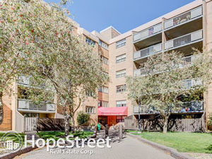 2 Br Condo in Mayland Heights: Pet Friendly & Utilities Included