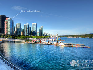 Coal Harbour 2 Bed + Off Air Cond 2 Lvl Townhouse @ One Harbour Green