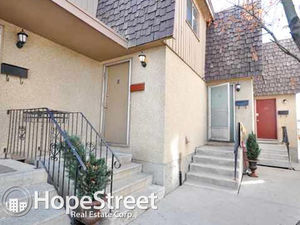 1 Bedroom Townhouse for Rent in Huntington: Pet Friendly