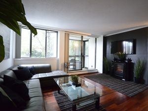 Furnished Executive Condo steps from English Bay