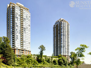 Northgate Village Condo w/ Balcony & Sweeping Views @ Silhouette