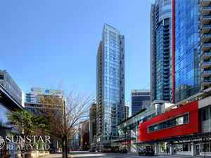 Coal Harbour 1 Bed + Flex 1 Bath Condo w/ Balcony @ Sapphire
